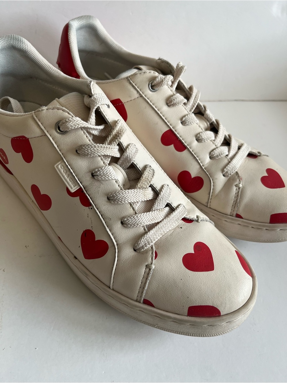 Coach Women's Lowline Heart Print Leather Sneakers Size 8.5B - Picture 9 of 10